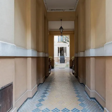 Guesthost - Porta Romana Lovely * ميلان